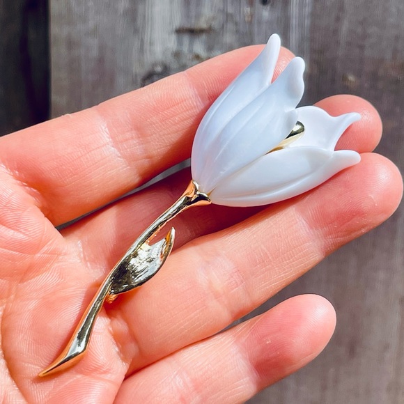 Tulip Brooch Tulip Pin Flower Pin Flower Brooch Flower Jewelry Pin Spring Brooch - Picture 3 of 4